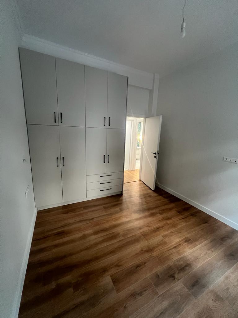 aae581f6-f7b8-4273-97a1-326ce46735a3