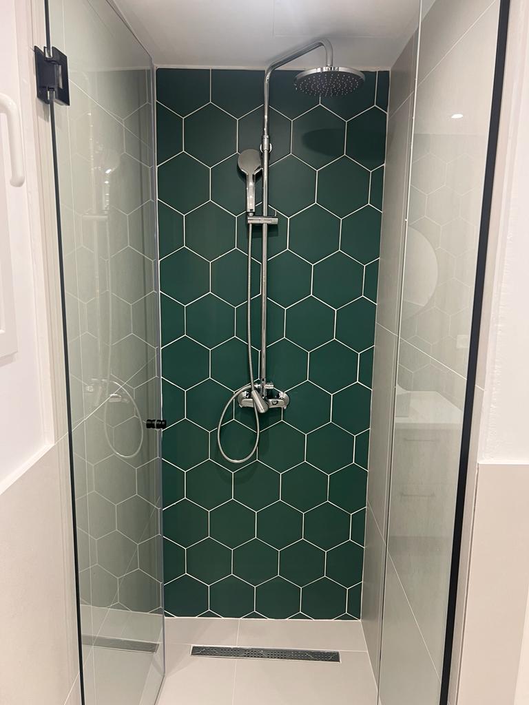 eb5db66f-5d3b-46c5-9a76-de41234adc74